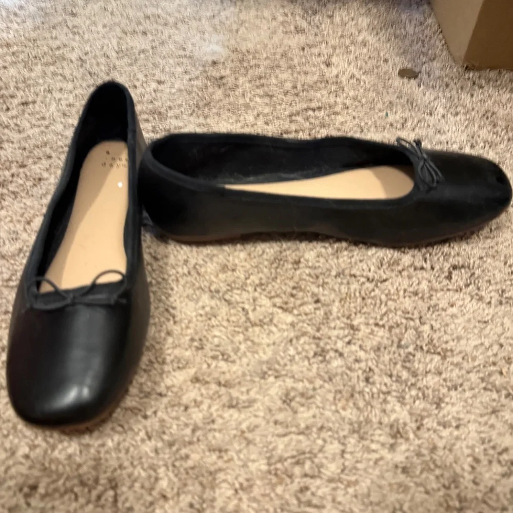 Flats - Picture 2 of 2